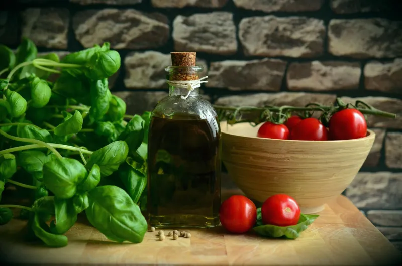 Bring This Indonesian Leaf to Your Next Doctor's Appointment — Seriously